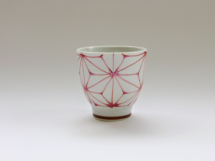 Slip Trailing Hemp Leaf Motenashi Cup Small Red - Crafted By Fukuho Kiln