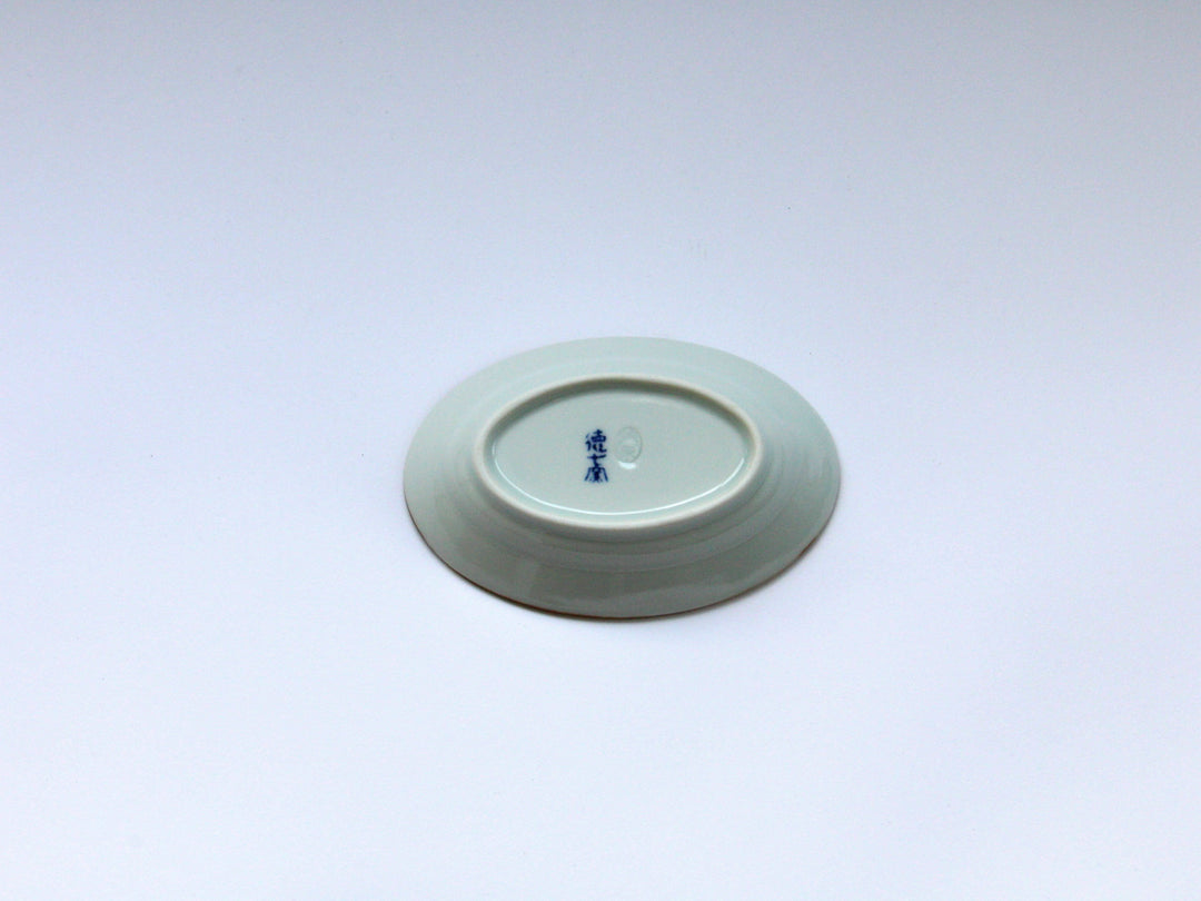 Slip Trailing Small Flower Chirashi Oval Bowl Small - Crafted By Tokushichi Kiln