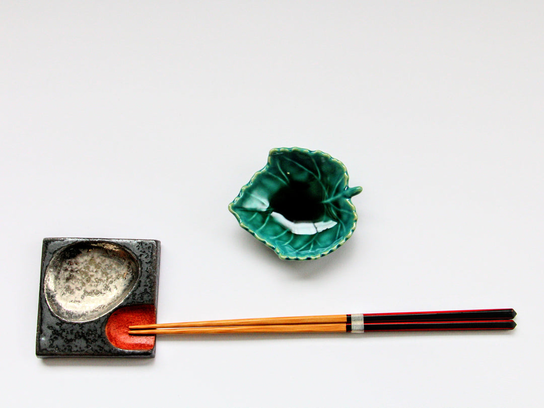 Dark Green Glazed Leaf-Shaped Small Plate - Crafted By Kajiken Seiji