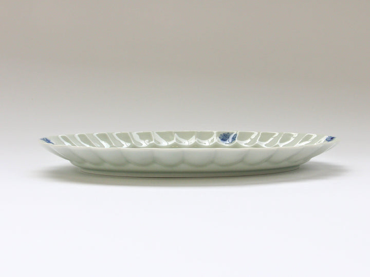 Chrysanthemum-Edged Oval Plate L Underglazed Small Flower Chirashi - Crafted By Koyo Kiln