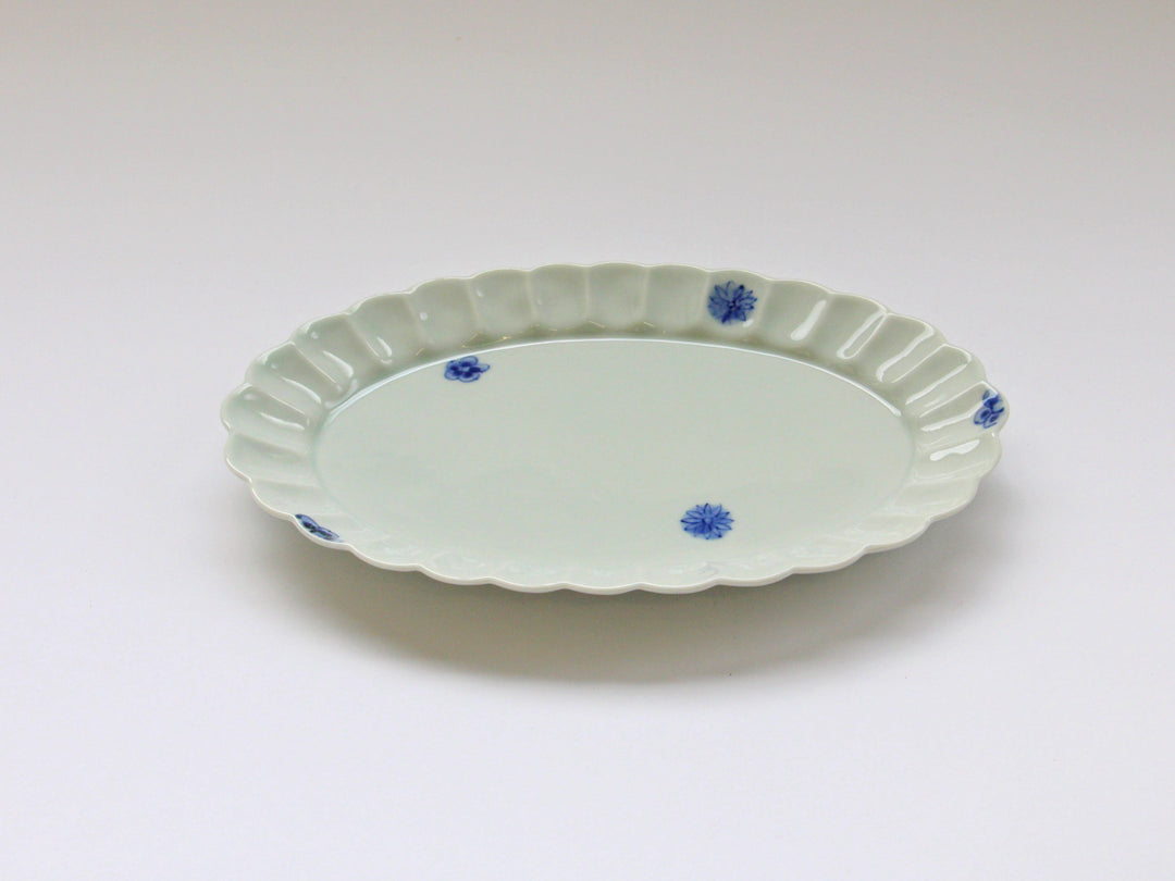 Chrysanthemum-Edged Oval Plate M Underglazed Small Flower Chirashi - Crafted By Koyo Kiln