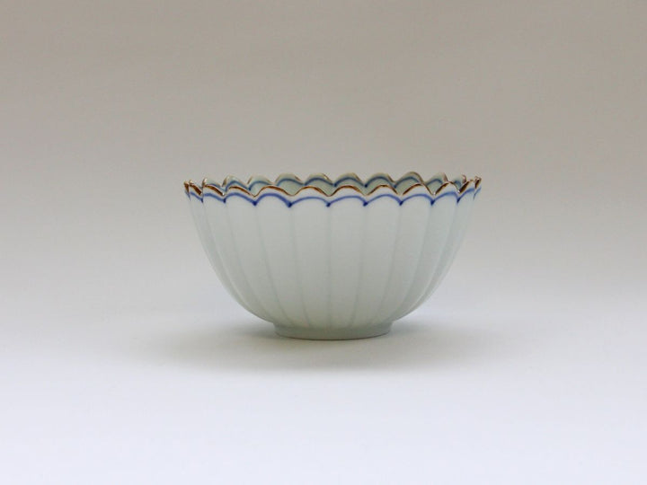 Small Oval Chrysanthemum-Shaped Bowl with Rust-Accented Goss Line Rim - Crafted By Kajiken Seiji