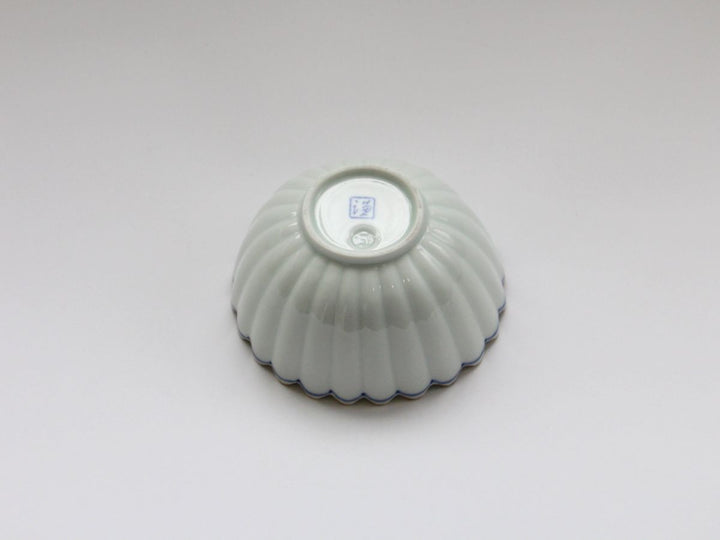 Small Oval Chrysanthemum-Shaped Bowl with Rust-Accented Goss Line Rim - Crafted By Kajiken Seiji