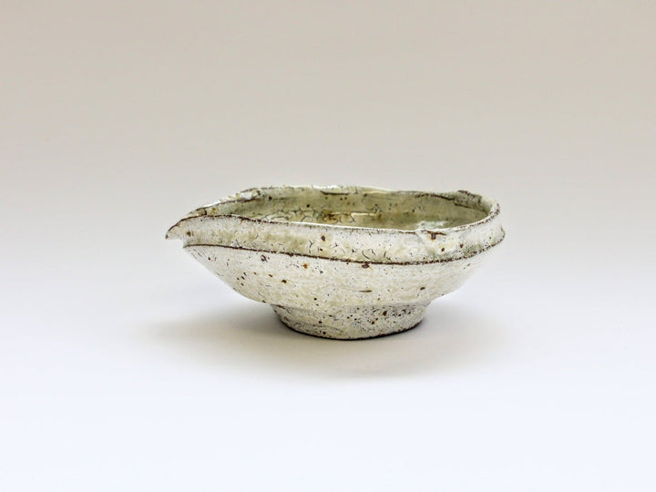 Small Vidro White Slip Katakuchi Bowl - Crafted By Kazuhito Yamamoto
