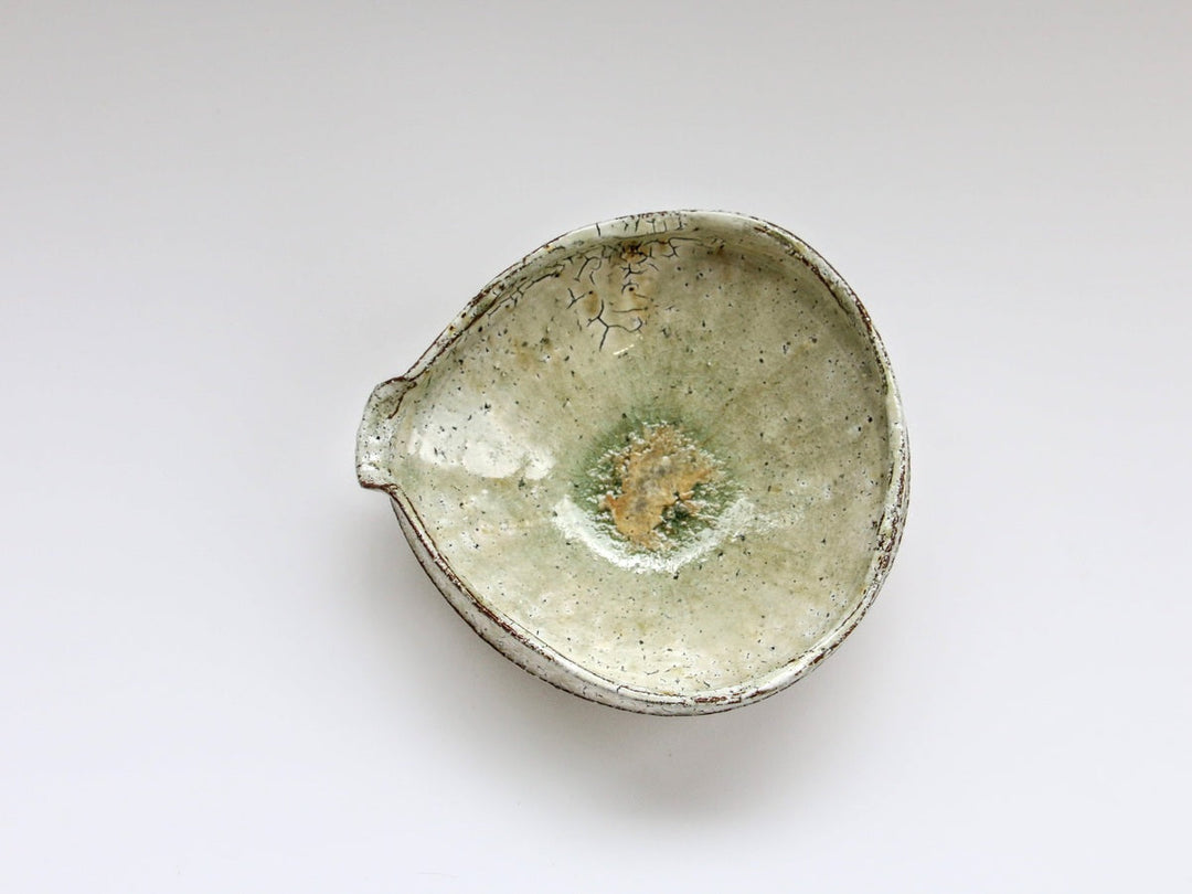 Small Vidro White Slip Katakuchi Bowl - Crafted By Kazuhito Yamamoto