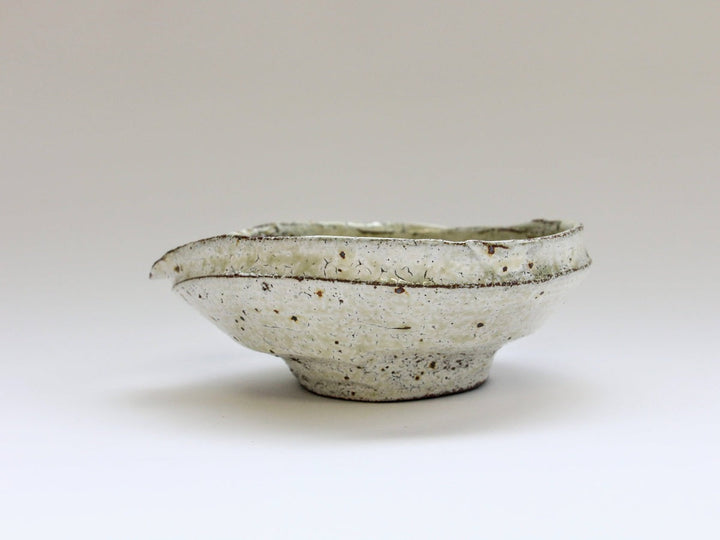 Small Vidro White Slip Katakuchi Bowl - Crafted By Kazuhito Yamamoto