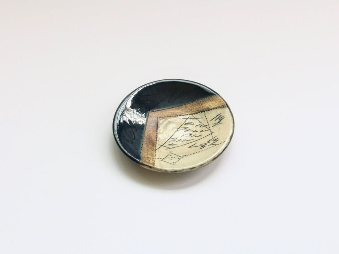 Salt Plate Eye Blue — Hand-Glazed Japanese Pottery by Kakurin Kiln
