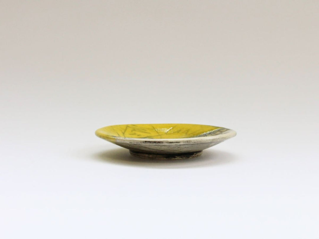 Hand Salt Plate Yellow — Hand-Glazed Japanese Pottery by Kakurin Kiln