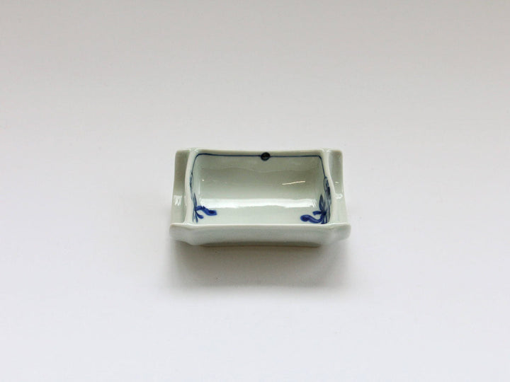 Minori Bamboo-Shaped Small Dish (Blue & White Floral Knot) - Crafted By Koyo Kiln