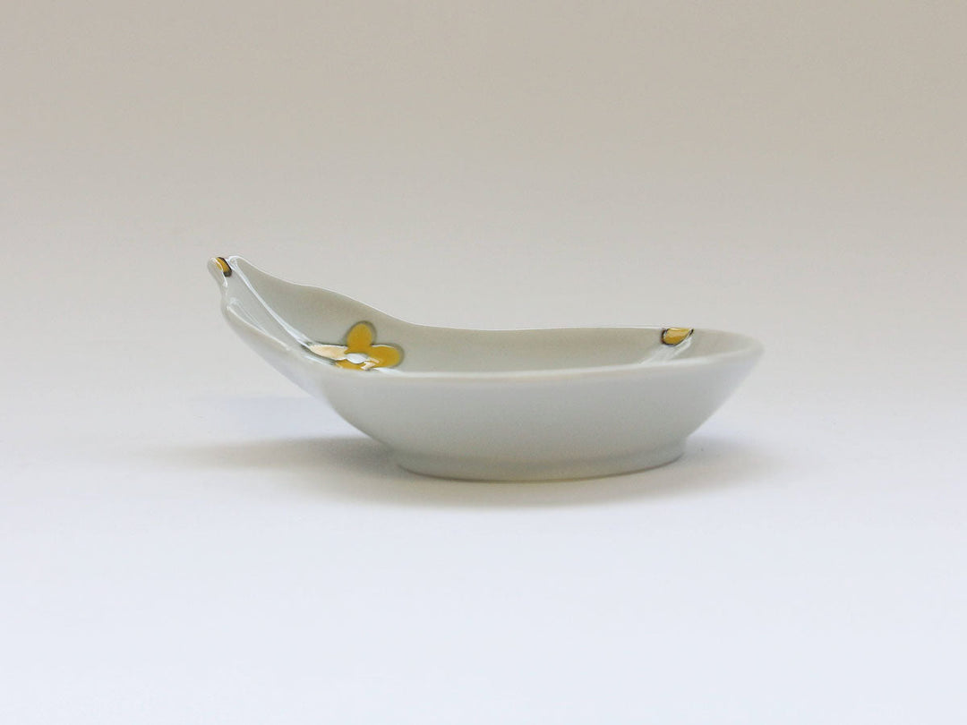 Yellow Flower Gourd Plate - Crafted By Tokushichi Kiln