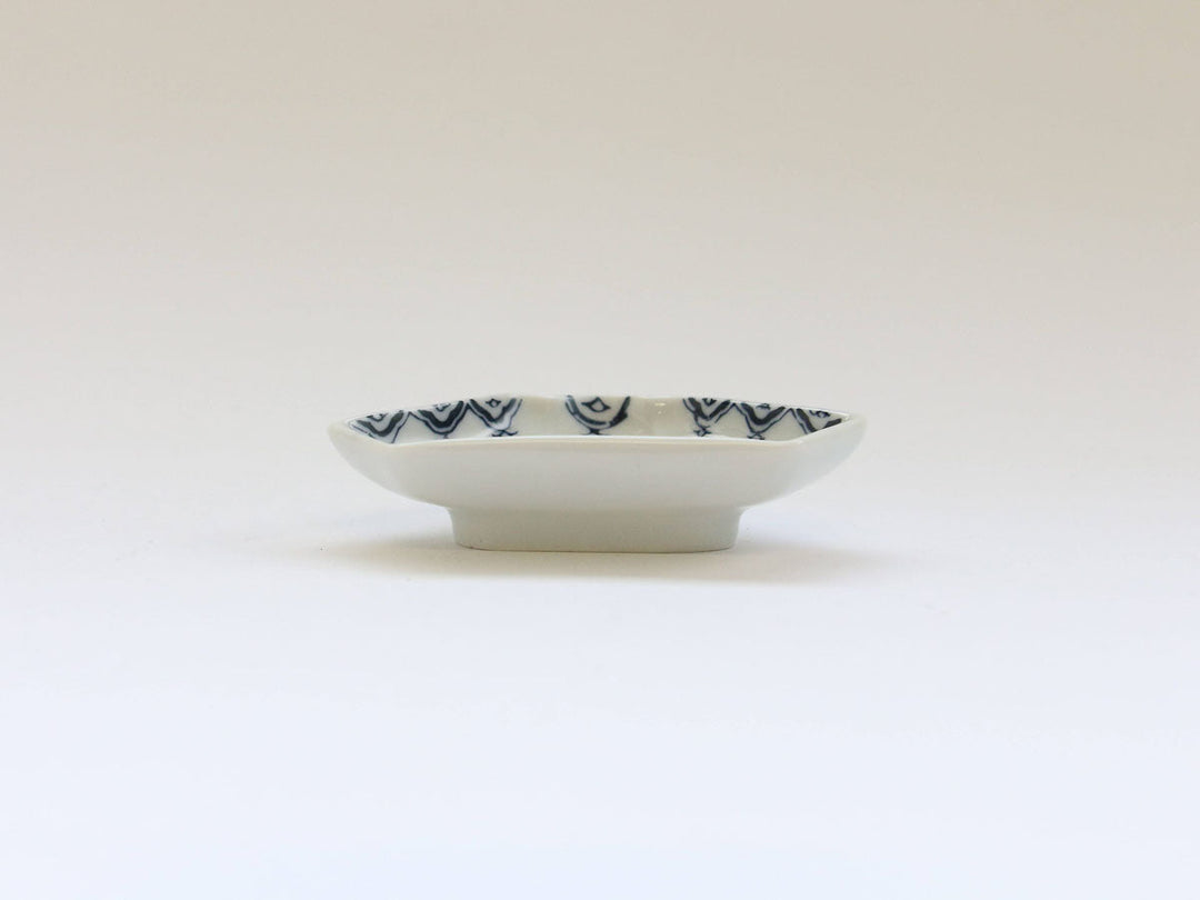 Karako Fuji-Shaped Salt Plate - Crafted By Tokushichi Kiln