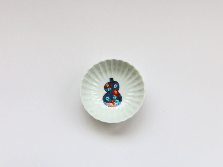Red Camellia Gourd Motif Chrysanthemum Small Bowl — Hand-Glazed Japanese Porcelain by Tokushichi Kiln