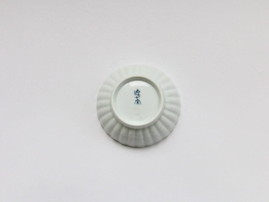 Red Camellia Gourd Motif Chrysanthemum Small Bowl — Hand-Glazed Japanese Porcelain by Tokushichi Kiln