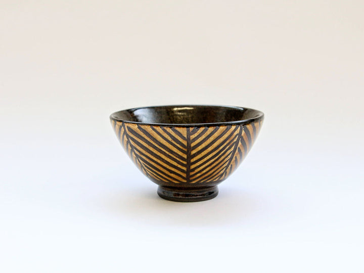 Herringbone Amber Glaze Rice Bowl — Hand-Glazed Japanese Pottery by Seitoen