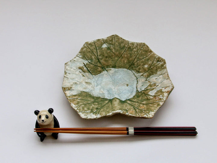 Vidro Lotus Leaf Plate (Small) - Crafted By Nobumasa Kiminami