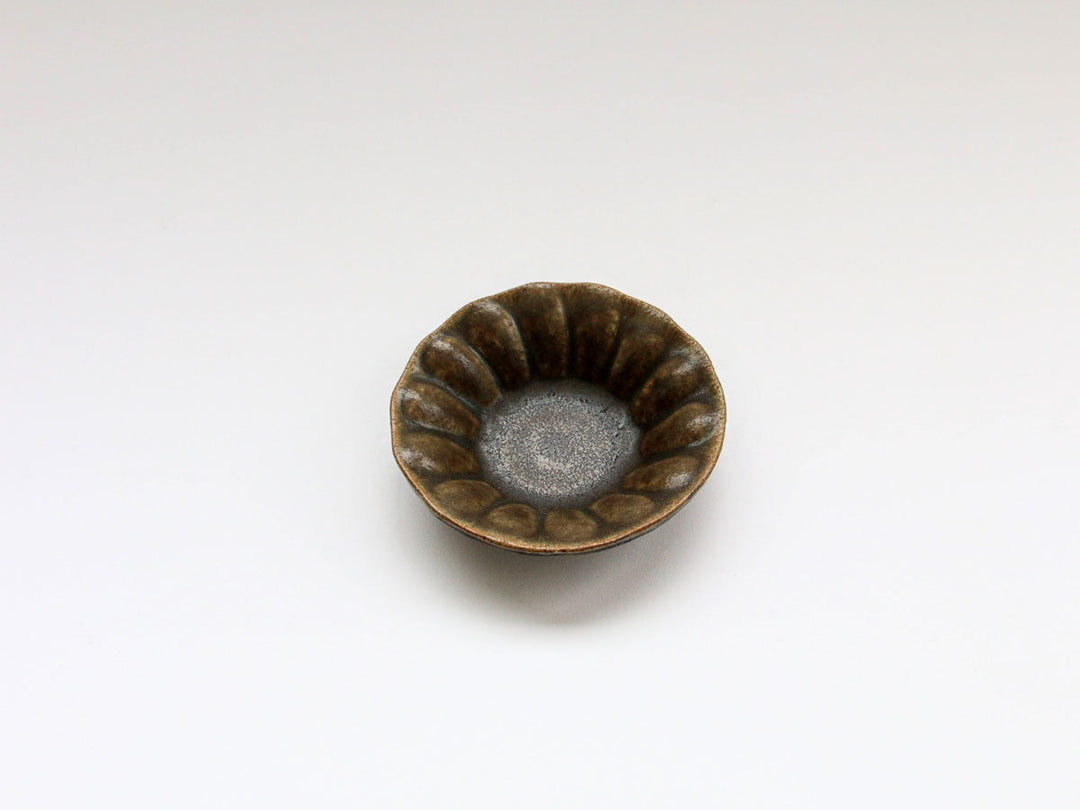 Sabi Glaze Rimmed Flower-Edge Deep Plate, Small Crafted By Furutani Pottery