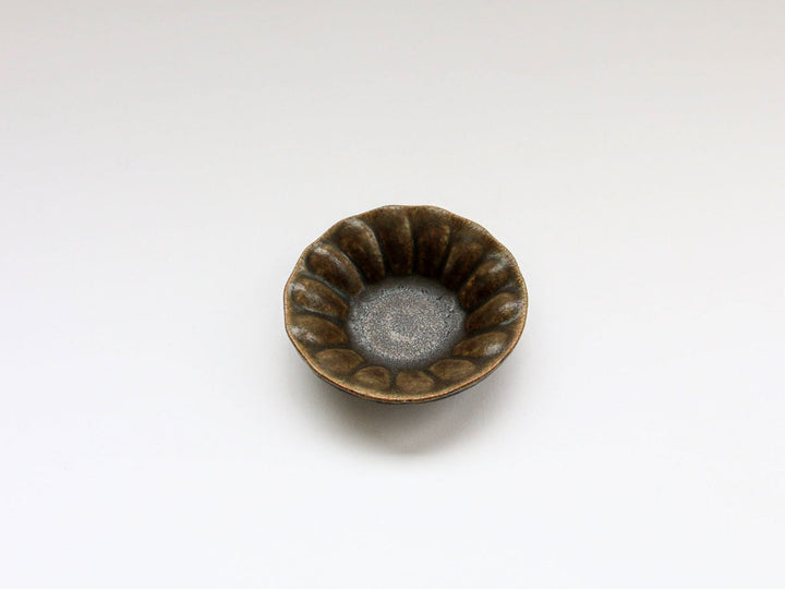 Sabi Glaze Rimmed Flower-Edge Deep Plate, Small Crafted By Furutani Pottery