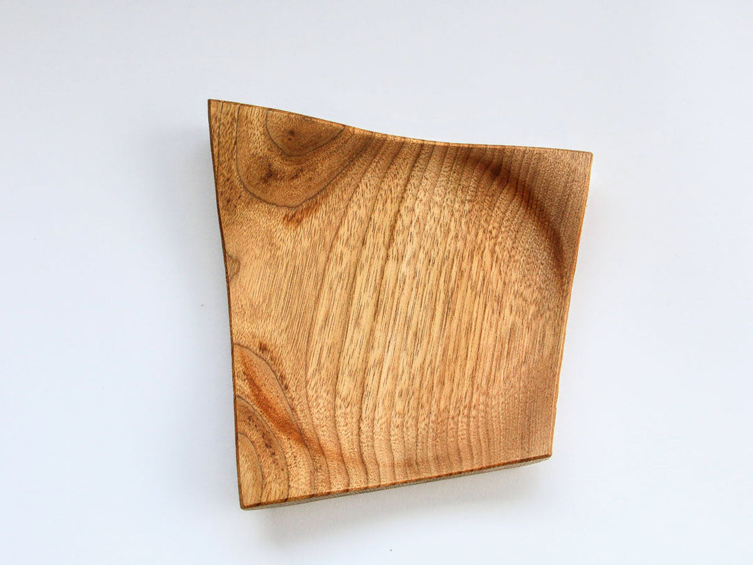 Walnut-Wood Diamond Plate, Clear, Large — Hand-Finished Japanese Wood by Shinsuke Taguchi
