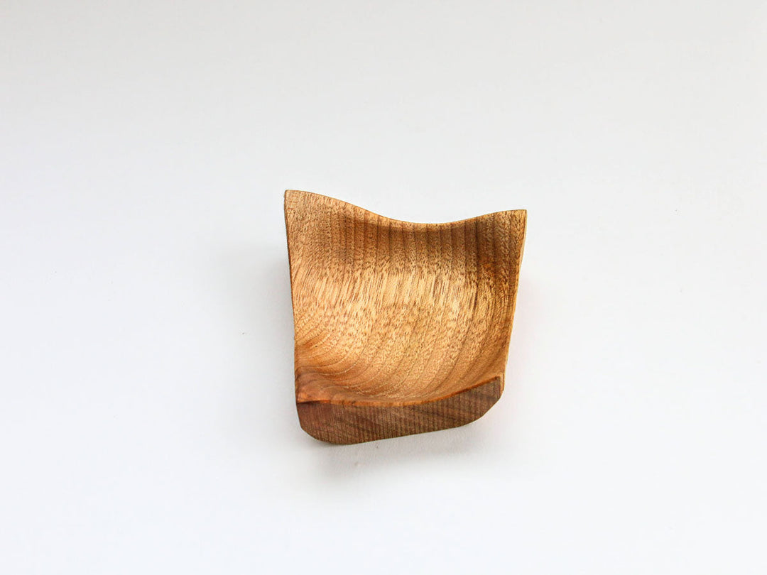 Walnut-Wood Diamond Plate, Clear, Small — Hand-Finished Japanese Wood by Shinsuke Taguchi