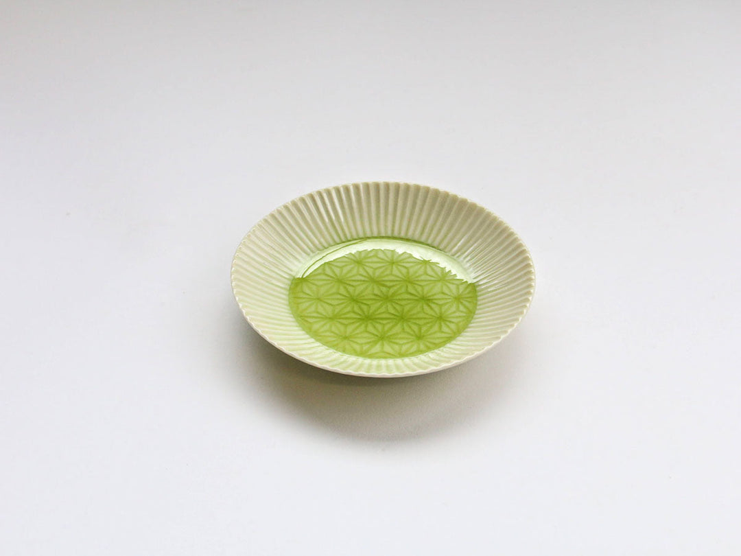 Siskin-Green Glazed Hemp-Leaf Carved Plate, 10cm — Hand-Carved Japanese Porcelain by Kajiken Seiji