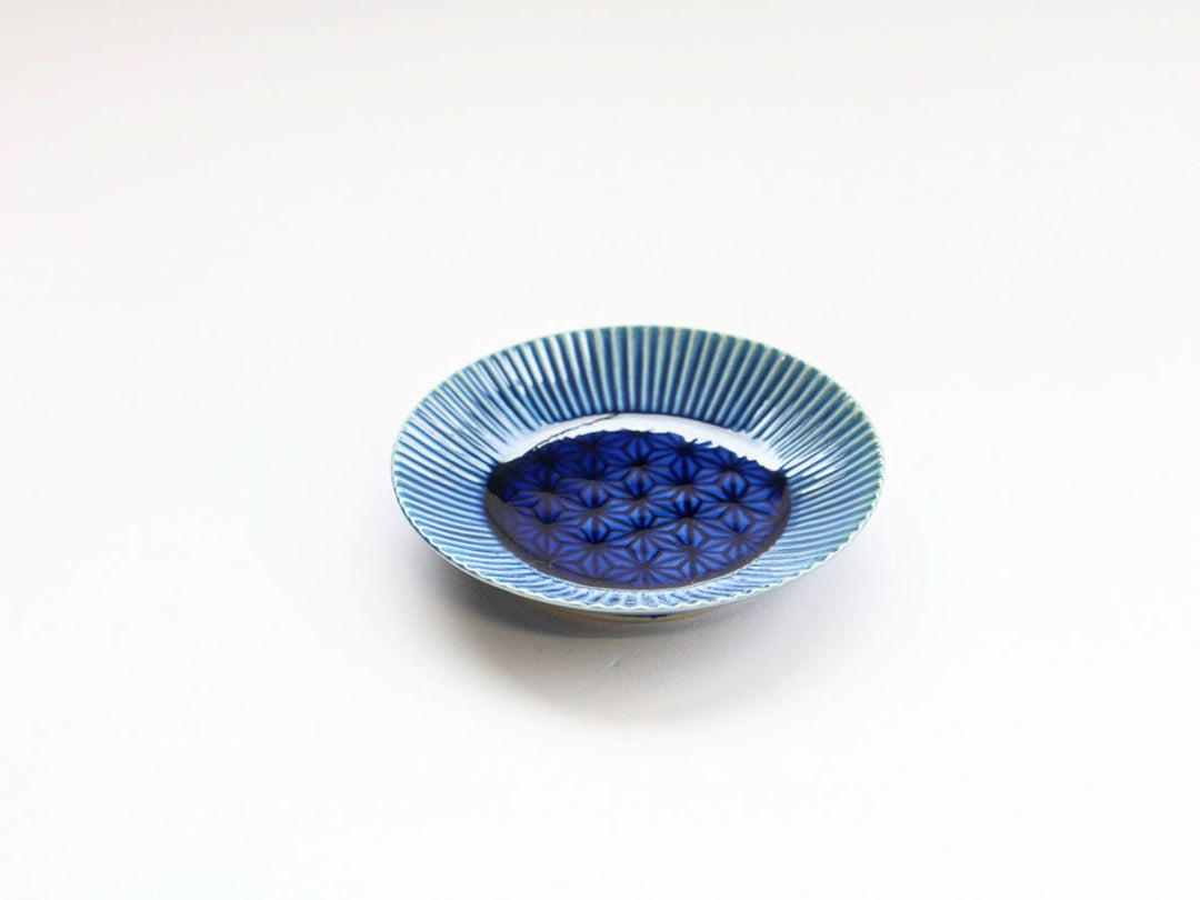 Cobalt Blue Glazed Hemp-Leaf Carved Plate, 10cm — Hand-Carved Japanese Porcelain by Kajiken Seiji