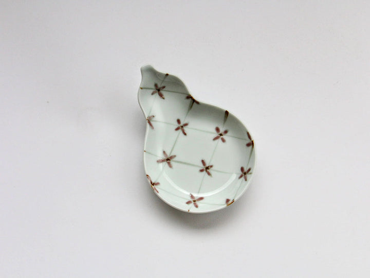 Flower-Lattice Gourd Plate, Purple — Hand-Glazed Japanese Porcelain by Tokushichi Kiln