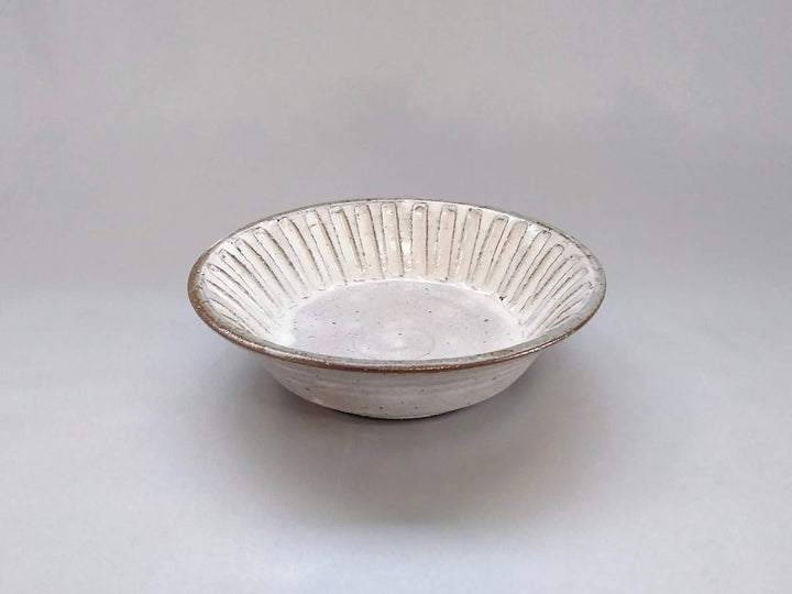 Shallow 5-Sun Bowl with finely shaved White Slip - Crafted By Hyozan Kiln