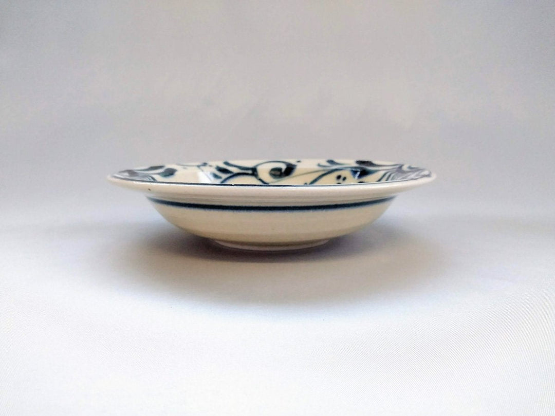 Annam Vine Arabesque 6.5-Sun Rim Deep Plate - Crafted By Sozan Kiln