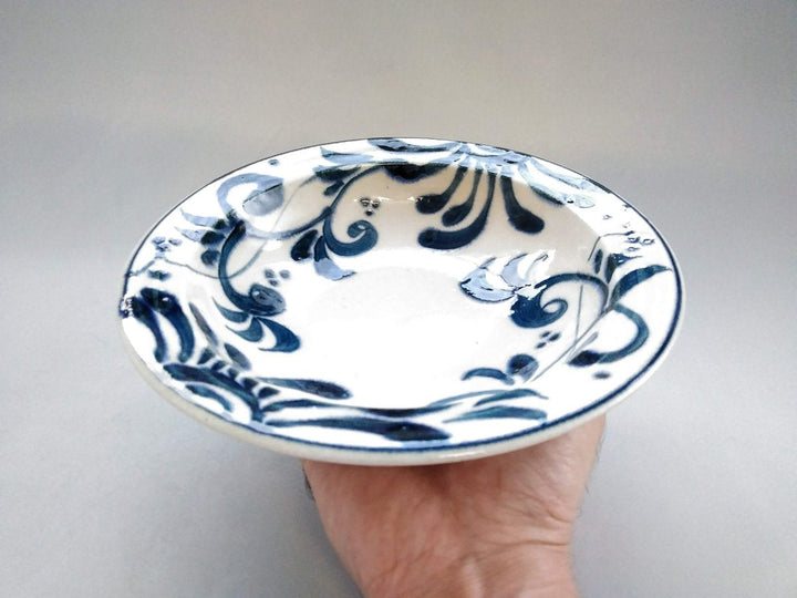 Annam Vine Arabesque 6.5-Sun Rim Deep Plate - Crafted By Sozan Kiln