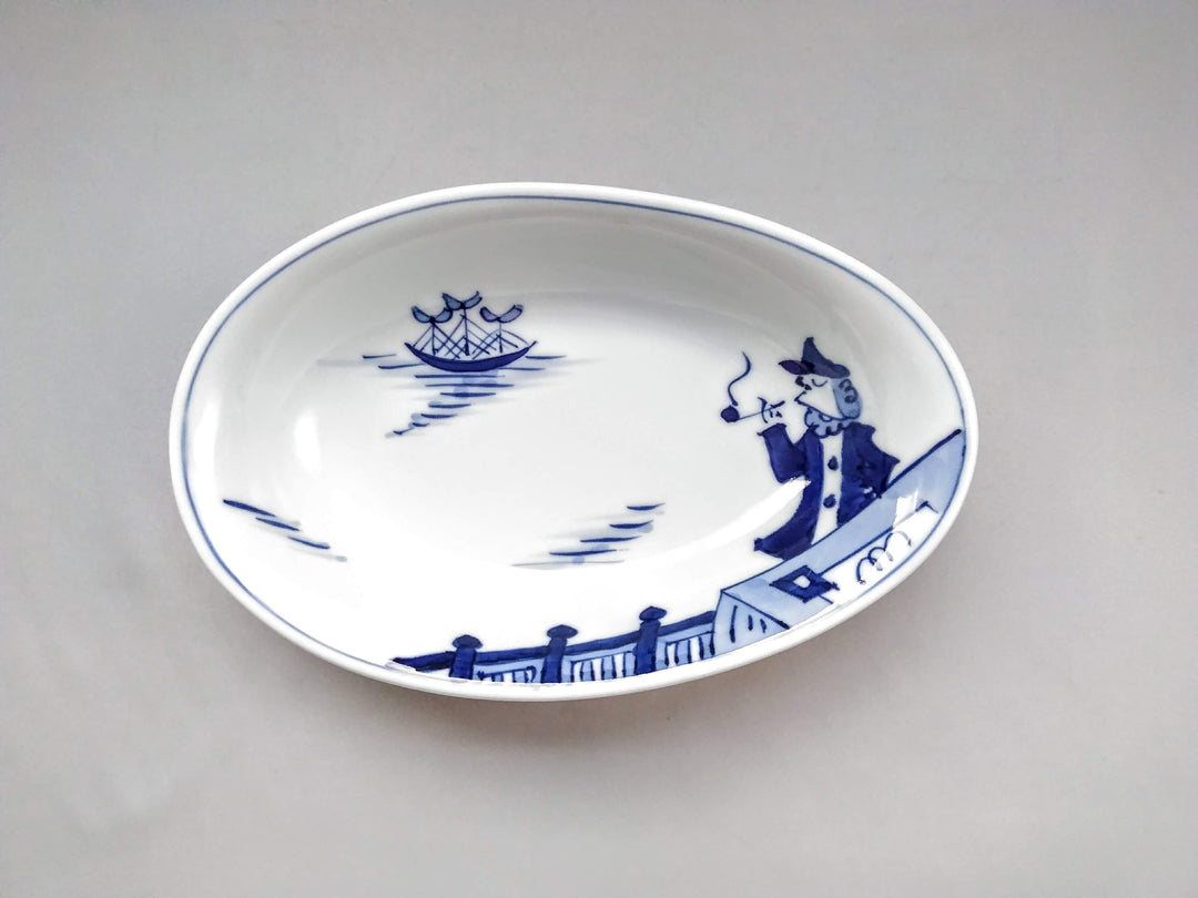 Egg-Shaped Curry Plate, Tayori Ijin — Hand-Painted Japanese Porcelain by Shingama