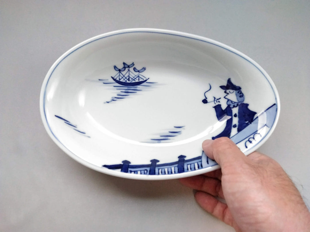 Egg-Shaped Curry Plate, Tayori Ijin — Hand-Painted Japanese Porcelain by Shingama