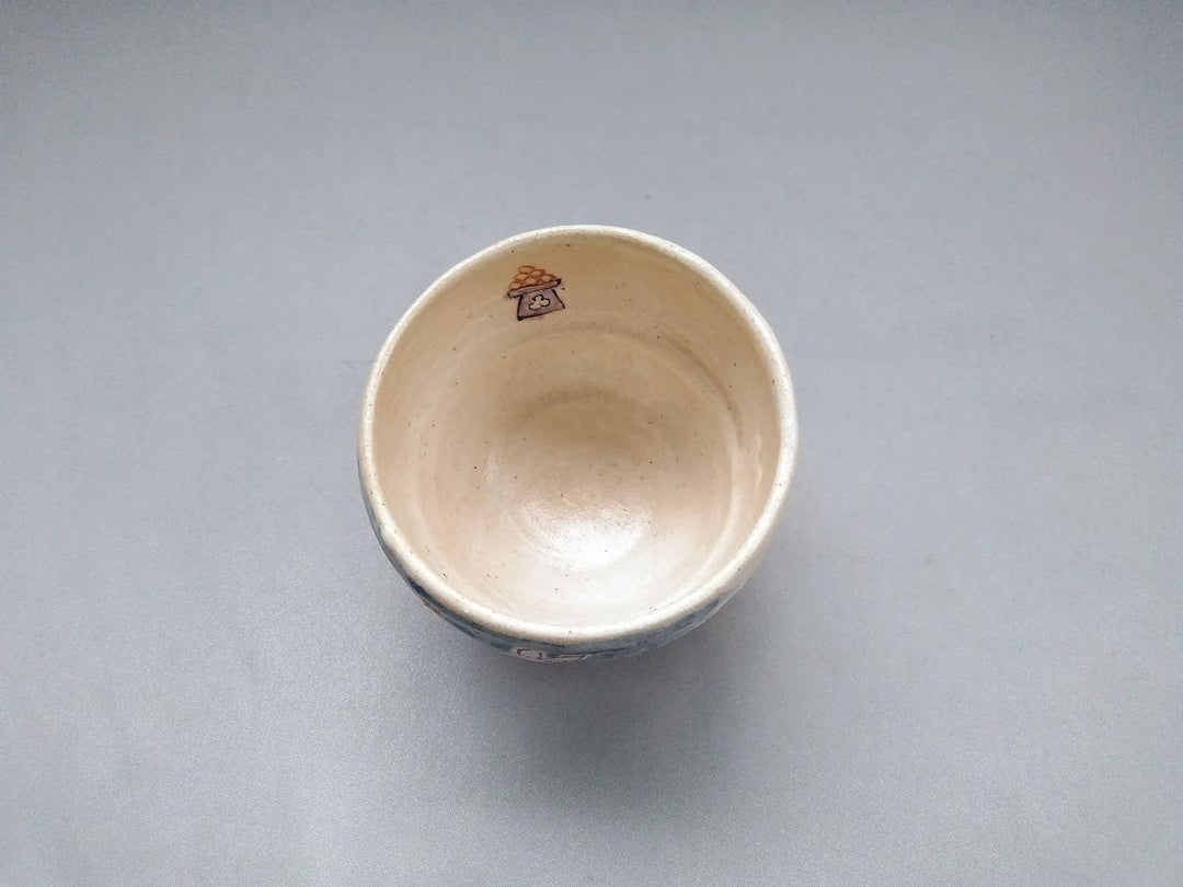 Round Pouring Pot with Moon Viewing Rabbit - Crafted By Hito Wada