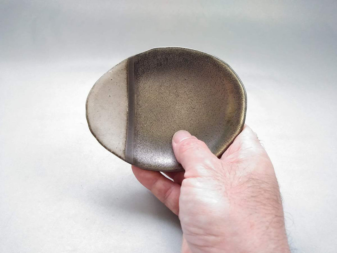 Luster Oval Small Plate - Crafted By Mine Pottery