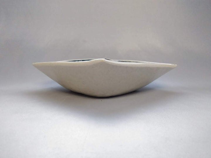 Annam Matori Flower Pattern Diamond-Shaped Bowl - Crafted By Sozan Kiln
