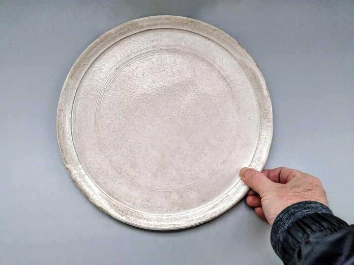 New White Slip Plate 28cm - Crafted By Masahiro Kumagai