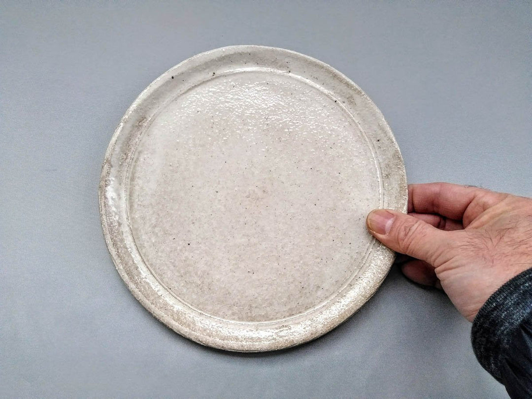 New White Slip Plate 19cm - Crafted By Masahiro Kumagai