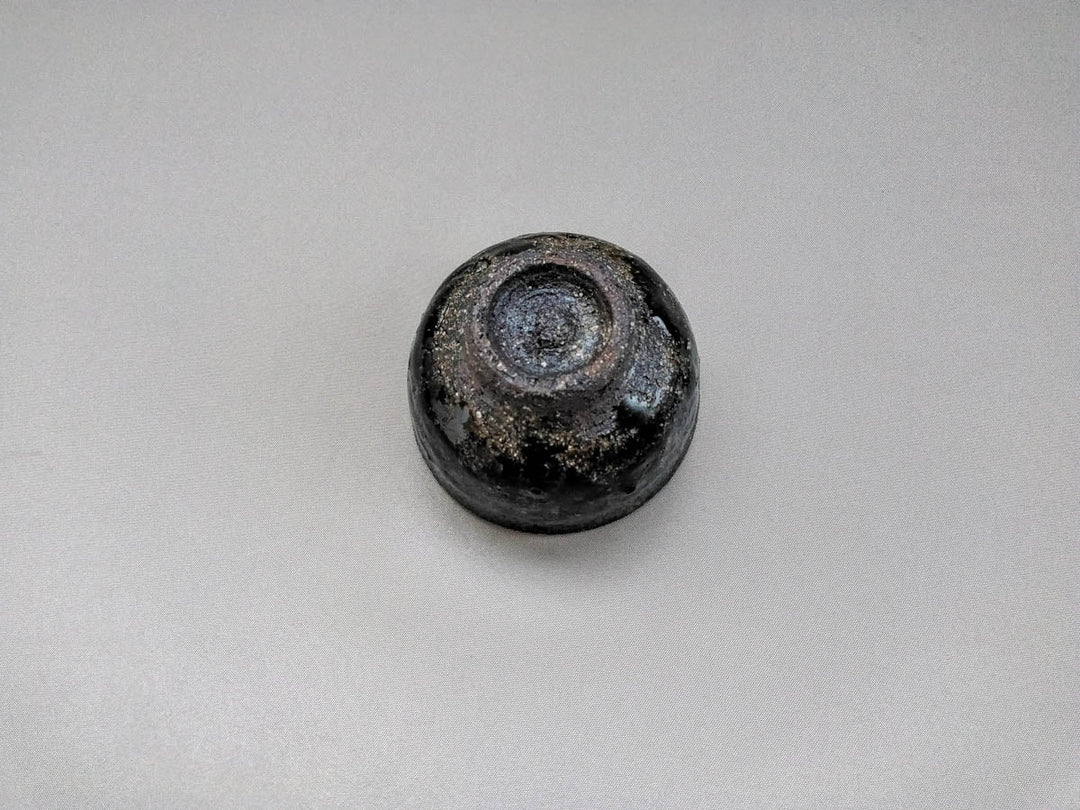 Mouse Ash Glazed Round Cup, Japanese pottery (ceramic)