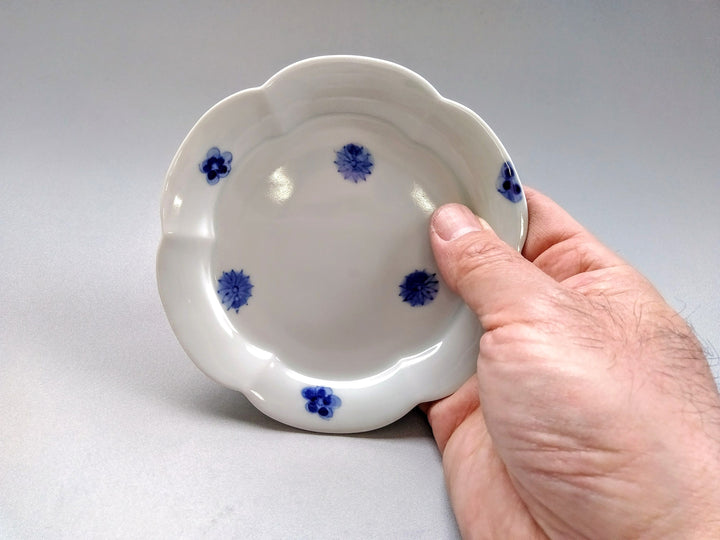 Rinka Plate S Underglazed Small Flower Chirashi - Crafted By Koyo Kiln