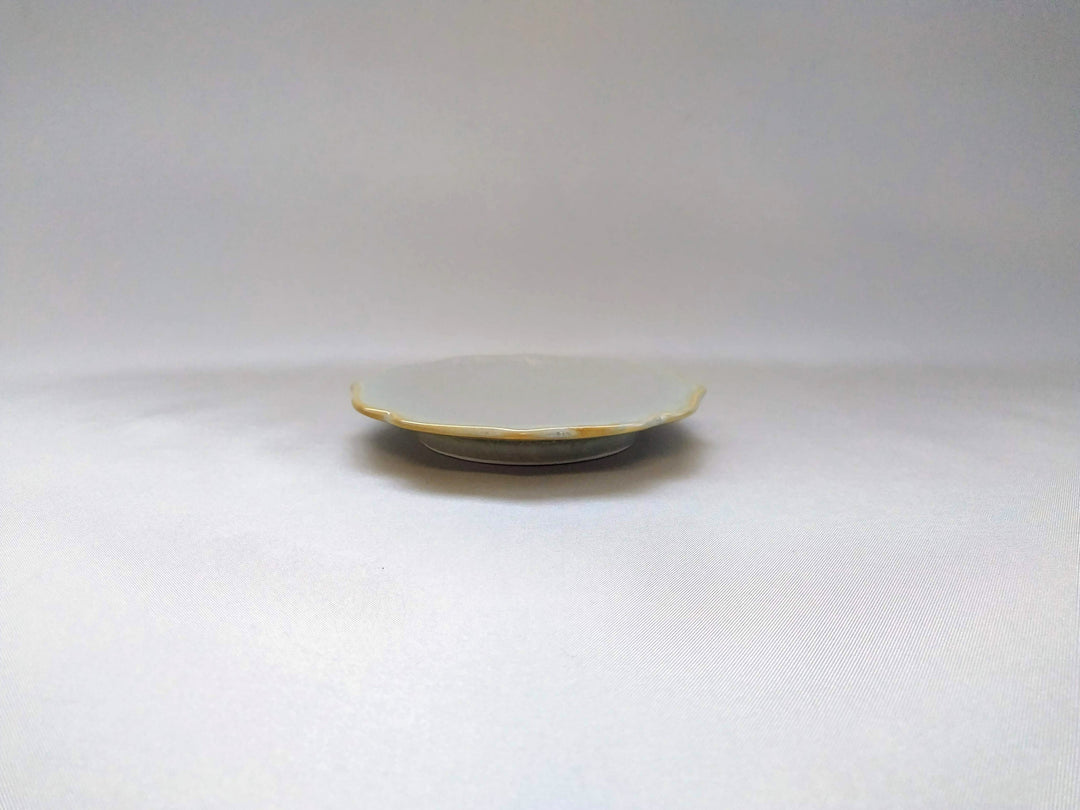 Light Rikyu Kikyo Rim Small Plate - Crafted By Toetsu Kiln