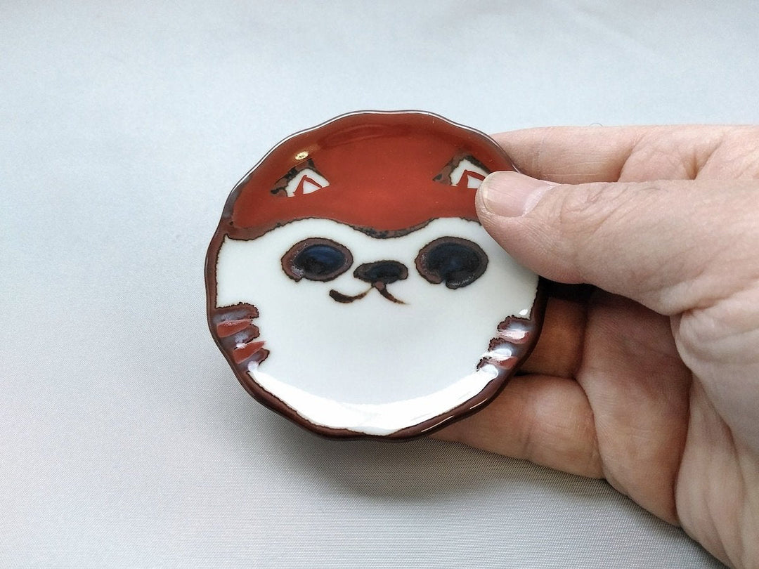 Red pea Plate top dog - Crafted By Soramoe Pottery