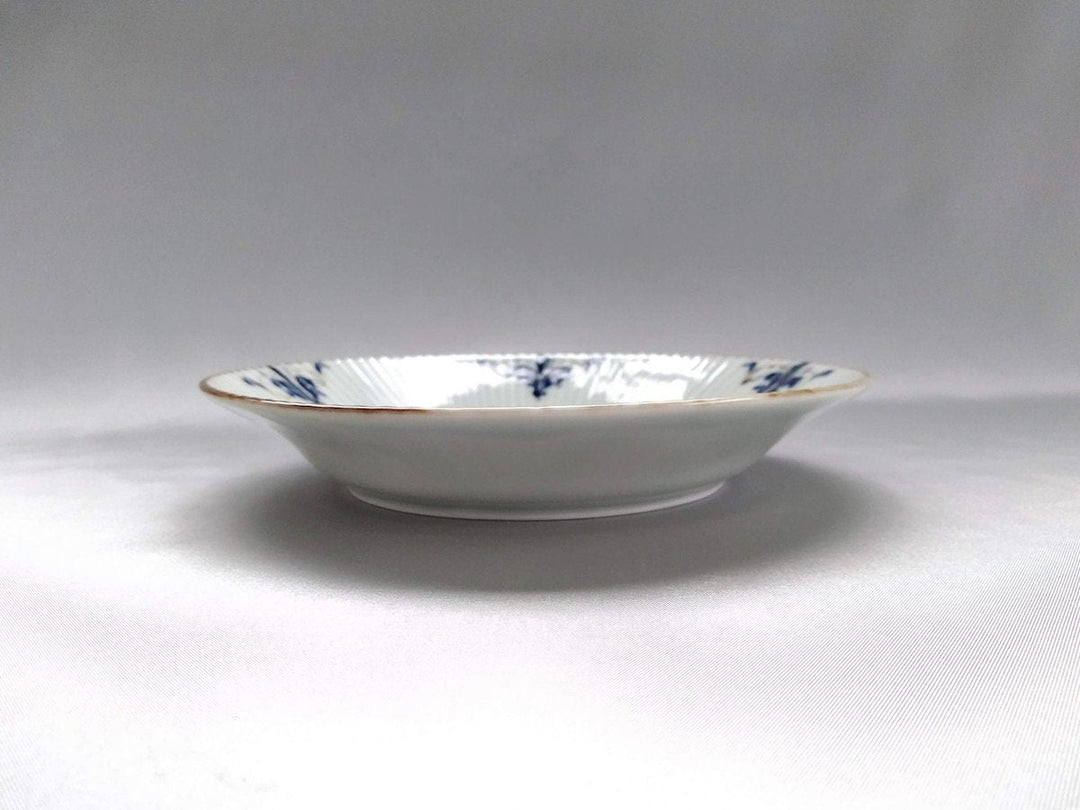 Ridged 5.5-Sun Plate Leaves - Crafted By Koyo Kiln