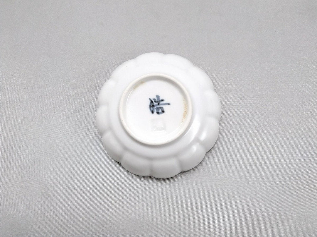 Rim rust White Matte with Chrysanthemum-Edged - Crafted By Koyo Kiln