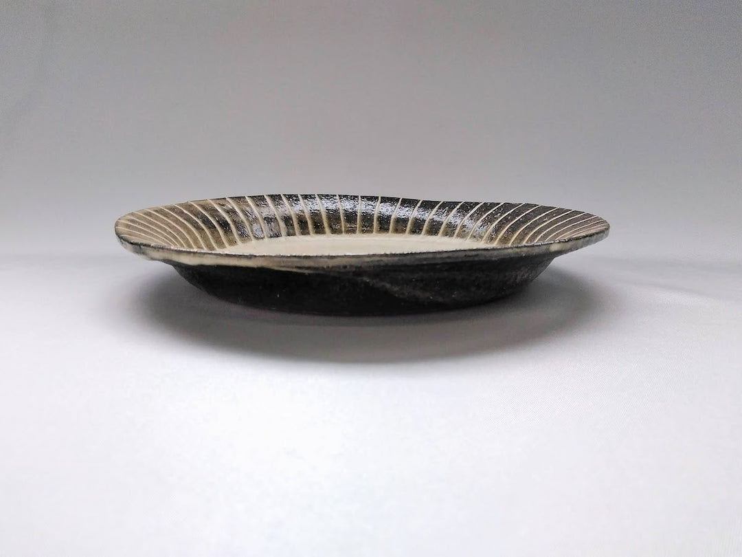 Slip Trailing Rim Plate Large - Crafted By Seisaku Kusaka/Mari
