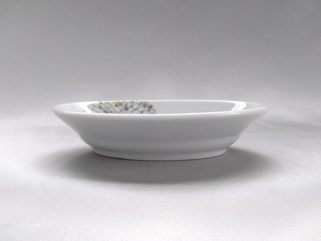 Colored Chrysanthemum Oval Bowl Small - Crafted By Tokushichi Kiln