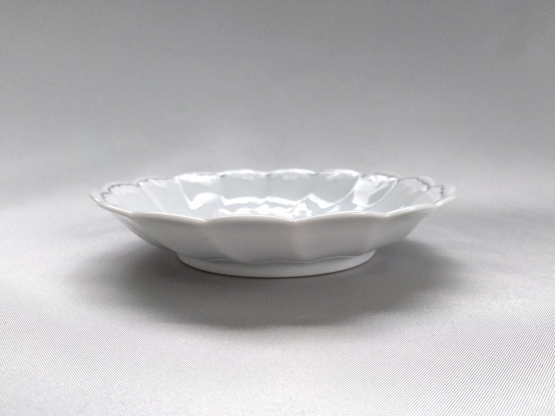 Petal Pattern 4-Sun Plate White - Crafted By Tokushichi Kiln