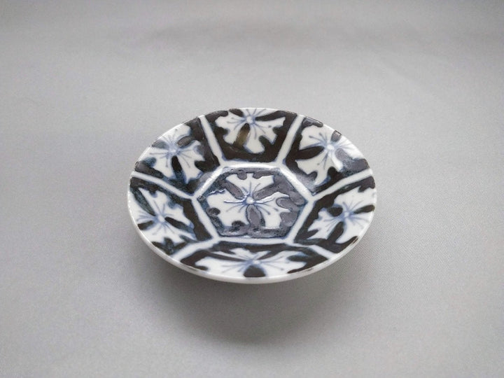 Old Underglazed ginkgo Small Plate - Crafted By Kanemon Kiln