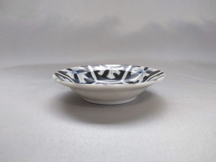 Old Underglazed ginkgo Small Plate - Crafted By Kanemon Kiln