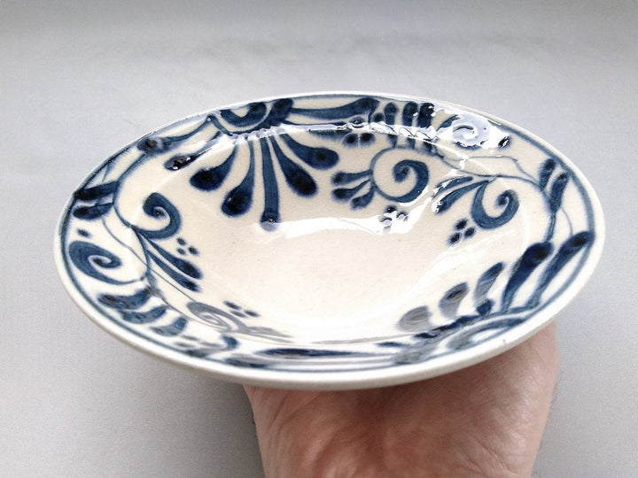 Annam Vine Arabesque 6-Sun Rim Bowl - Crafted By Sozan Kiln