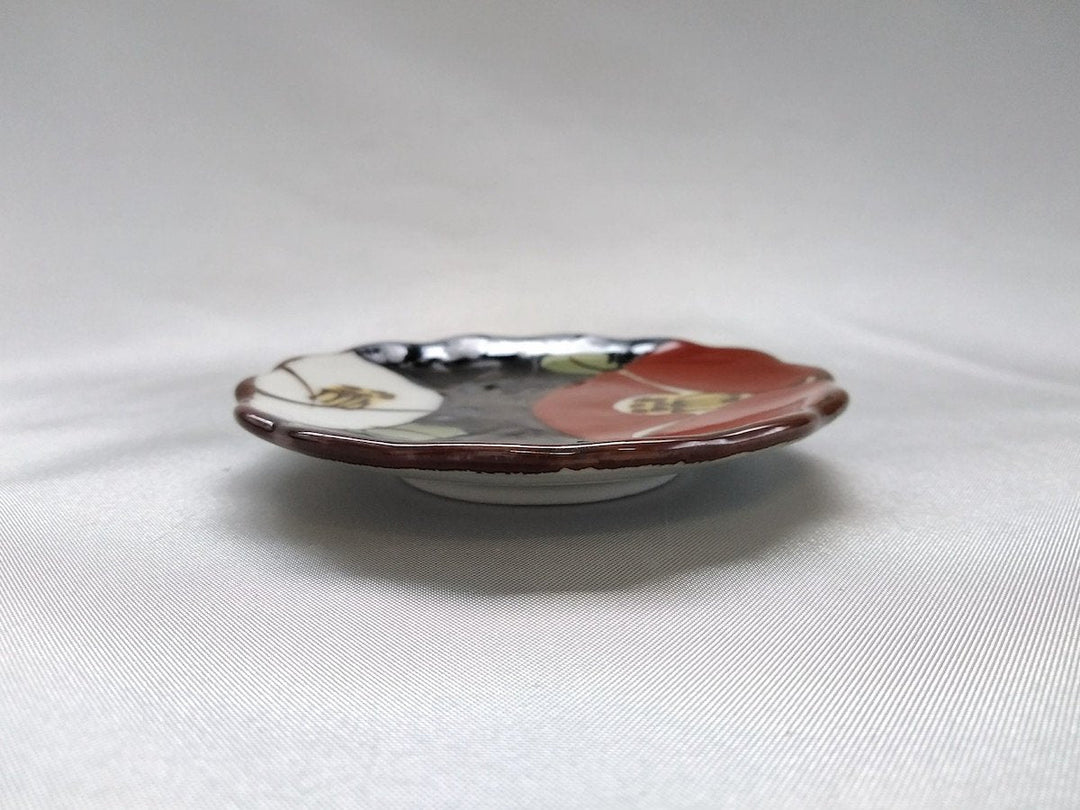 Red pea Plate Camellia - Crafted By Soramoe Pottery