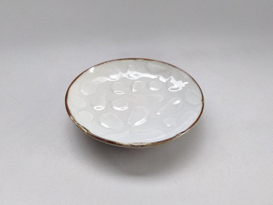 White Porcelain Yotsuba Small Plate - Crafted By Kousei Kobayashi